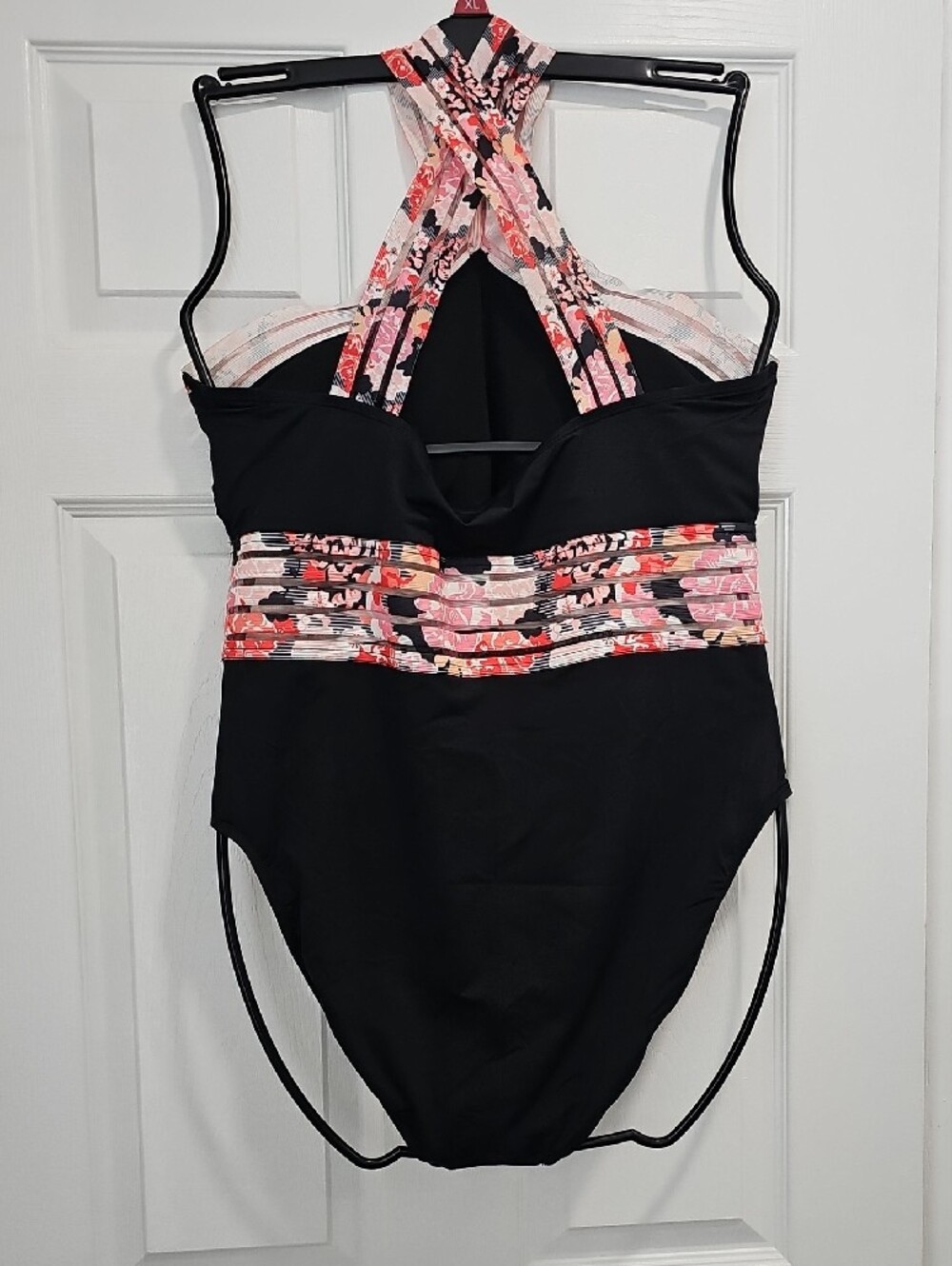 One Piece Swim Suit With Floral Print - Picture 2 of 5